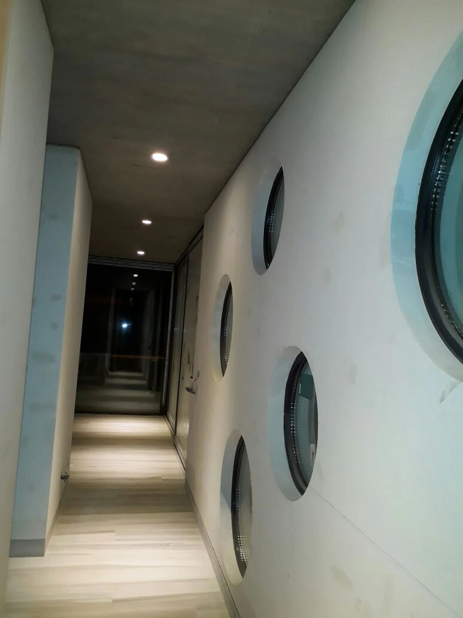 Circulación interior curva de Casa Amszynowski