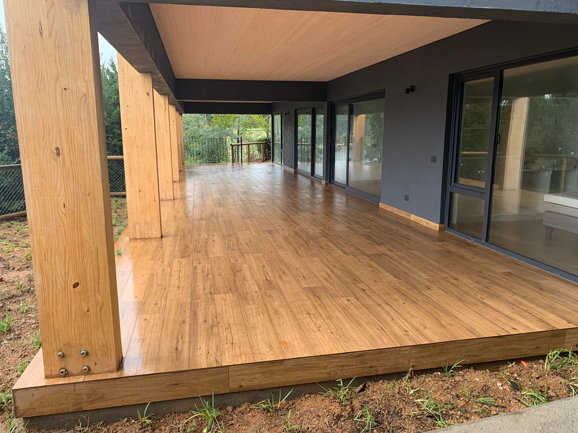 Terraza cubierta de Casa Lago Vichuquén